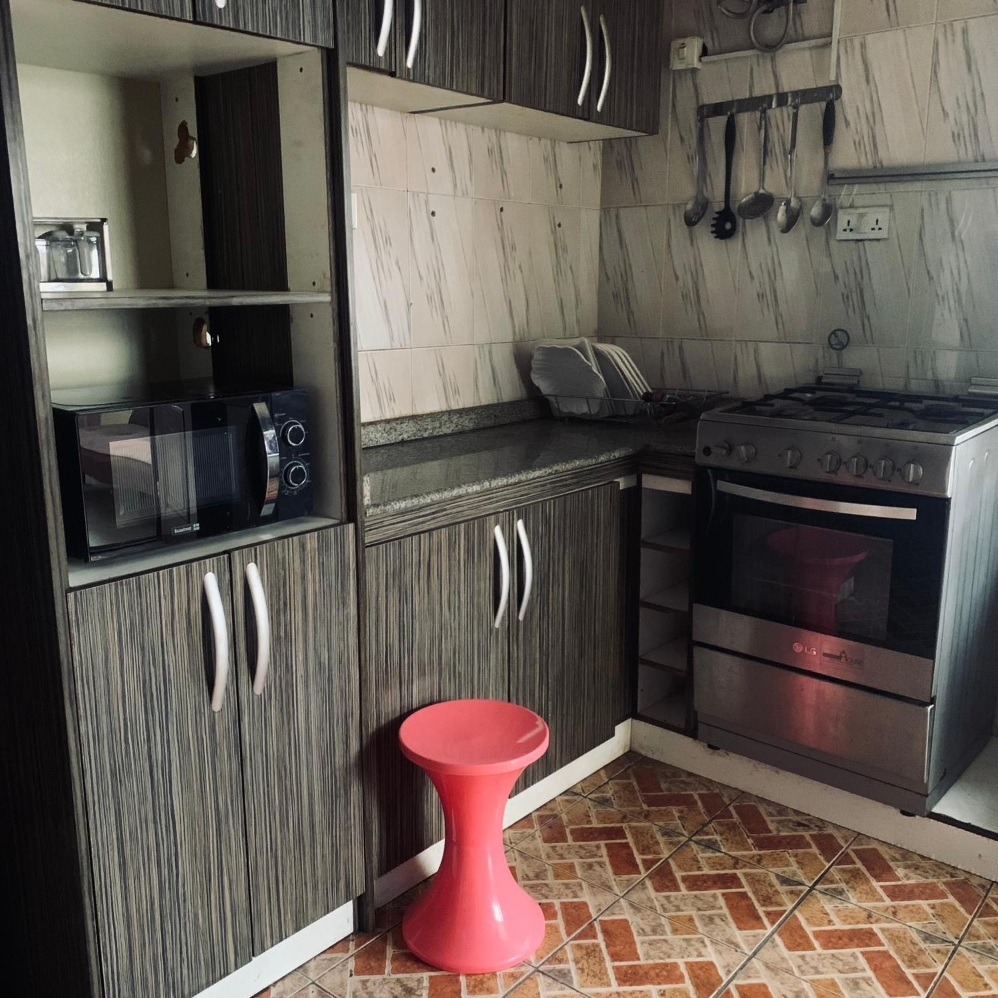 Health Plaza Abuja Aparthotel ภายนอก รูปภาพ